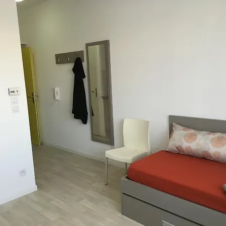 Studea Apartment *